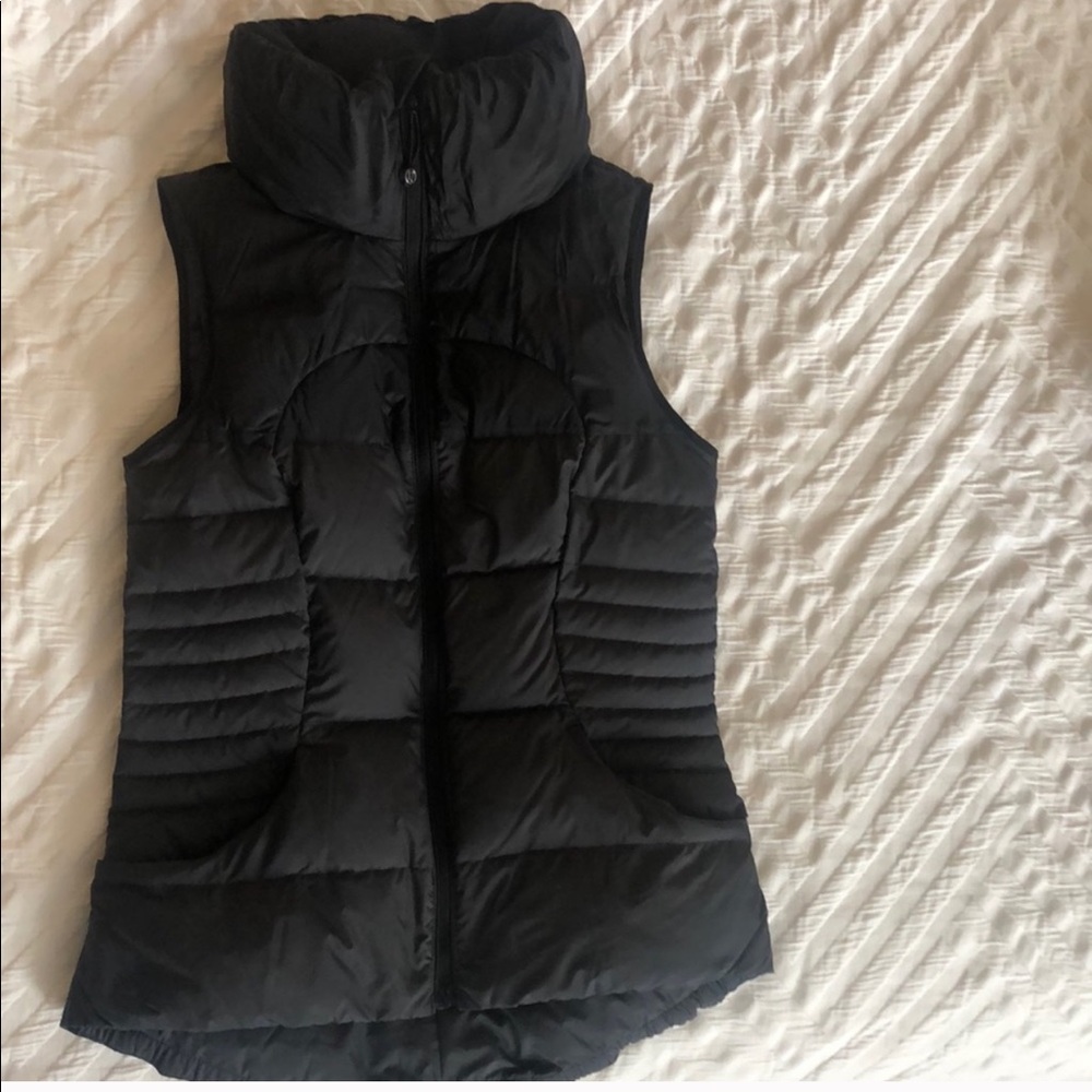 Lululemon Down Vest black size 6